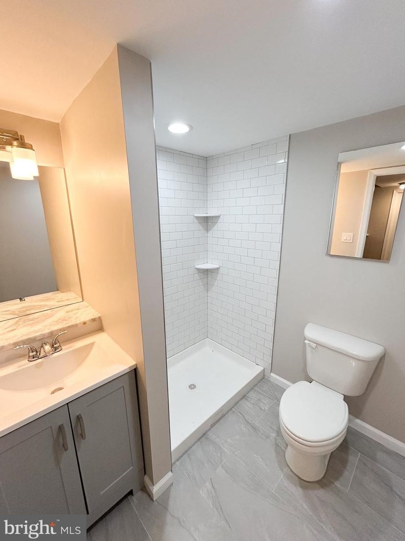 306 Severn Ave, Baltimore MD  21237-3228 exterior