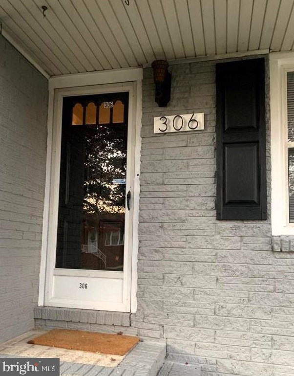 306 Severn Ave, Baltimore MD  21237-3228 exterior