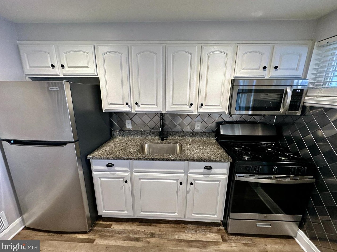 1909 Eastfield Rd, Baltimore MD  21222-3153 exterior