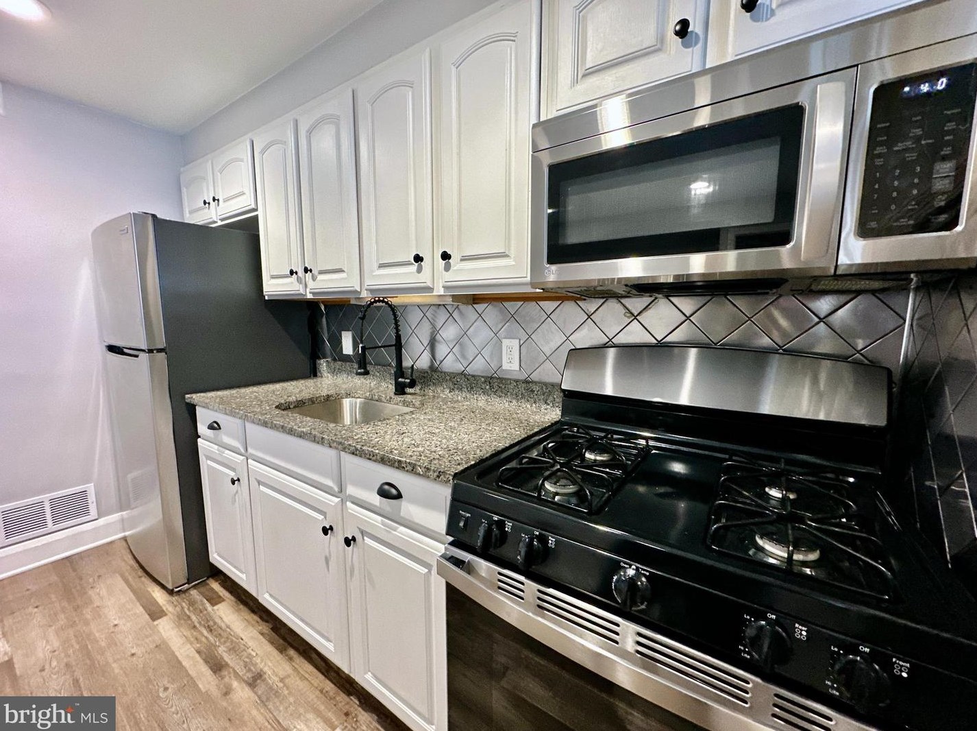 1909 Eastfield Rd, Baltimore MD  21222-3153 exterior