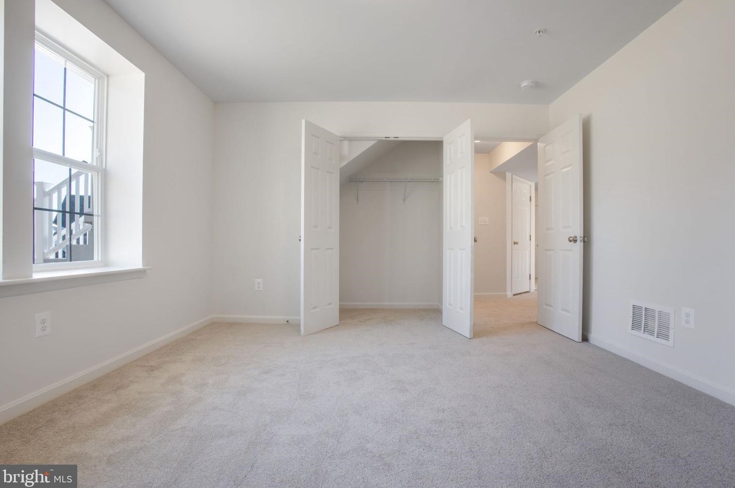 2939 Summit Ave, Baltimore MD  21234-1715 exterior