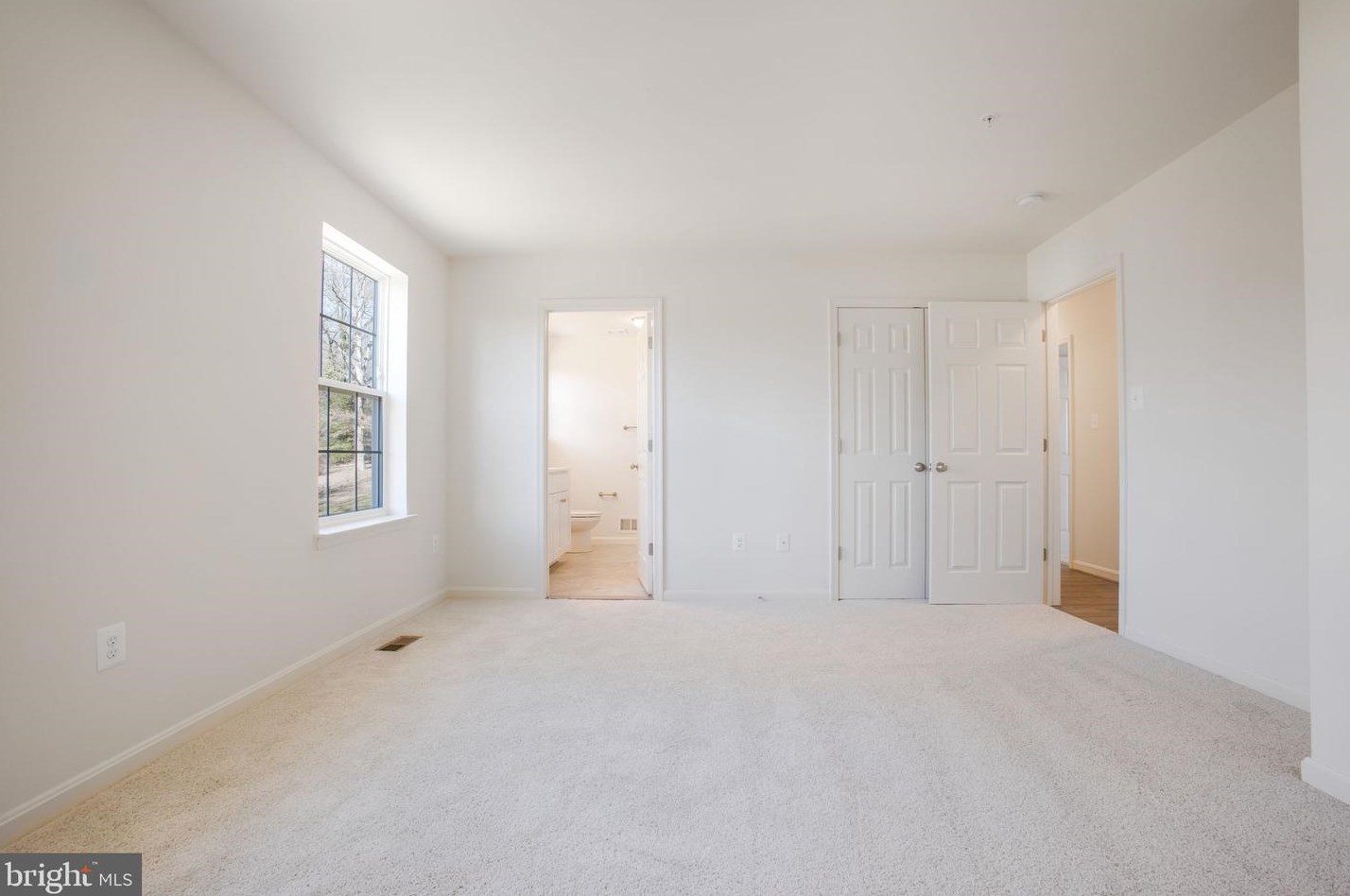 2939 Summit Ave, Baltimore MD  21234-1715 exterior