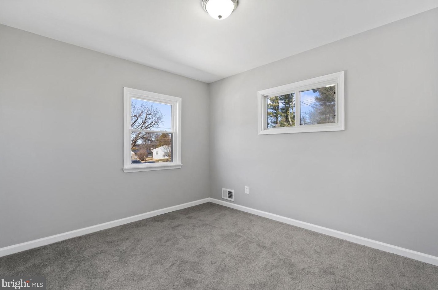 7015 Yataruba Dr, Baltimore MD  21207-5624 exterior