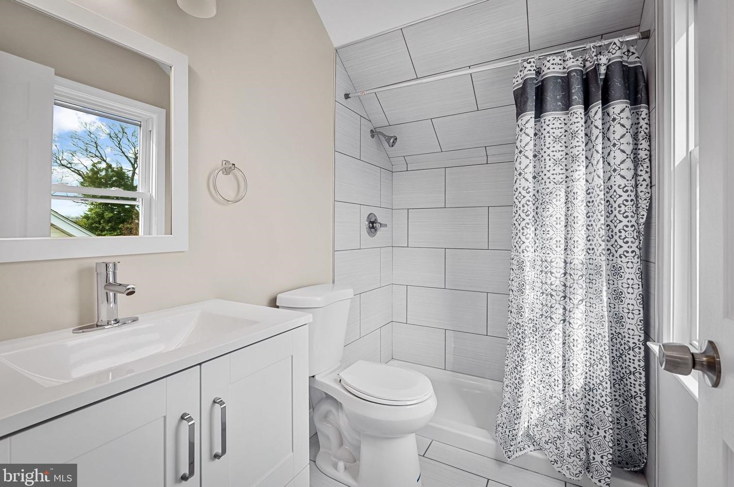 1250 Stevens Ave, Baltimore MD  21227-2644 exterior