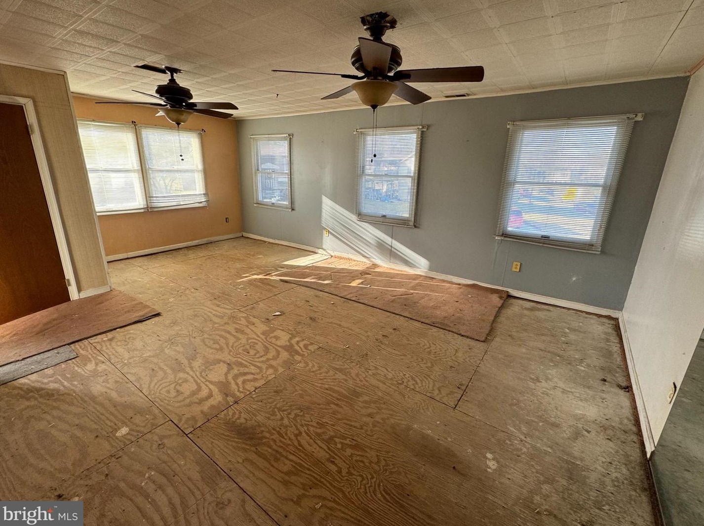 3117 Rheims Rd, Baltimore MD  21244-3437 exterior