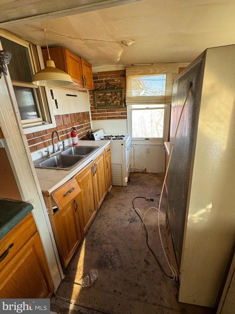 3117 Rheims Rd, Baltimore MD  21244-3437 exterior