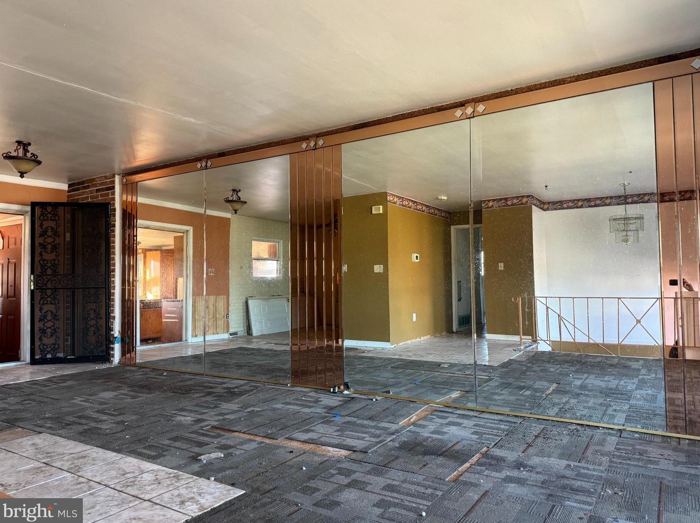 3117 Rheims Rd, Baltimore MD  21244-3437 exterior