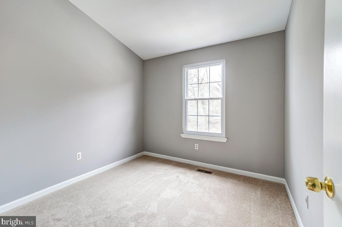 632 Marianne Ln, Baltimore MD  21228-4700 exterior