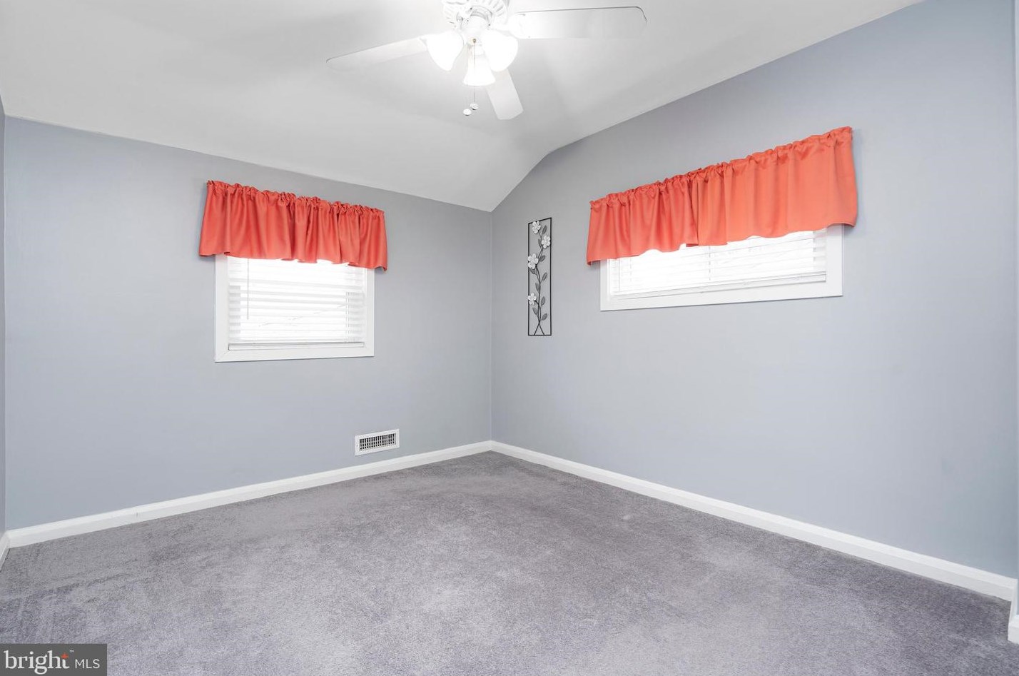 8001 Kimberly Rd, Baltimore MD  21222-2602 exterior