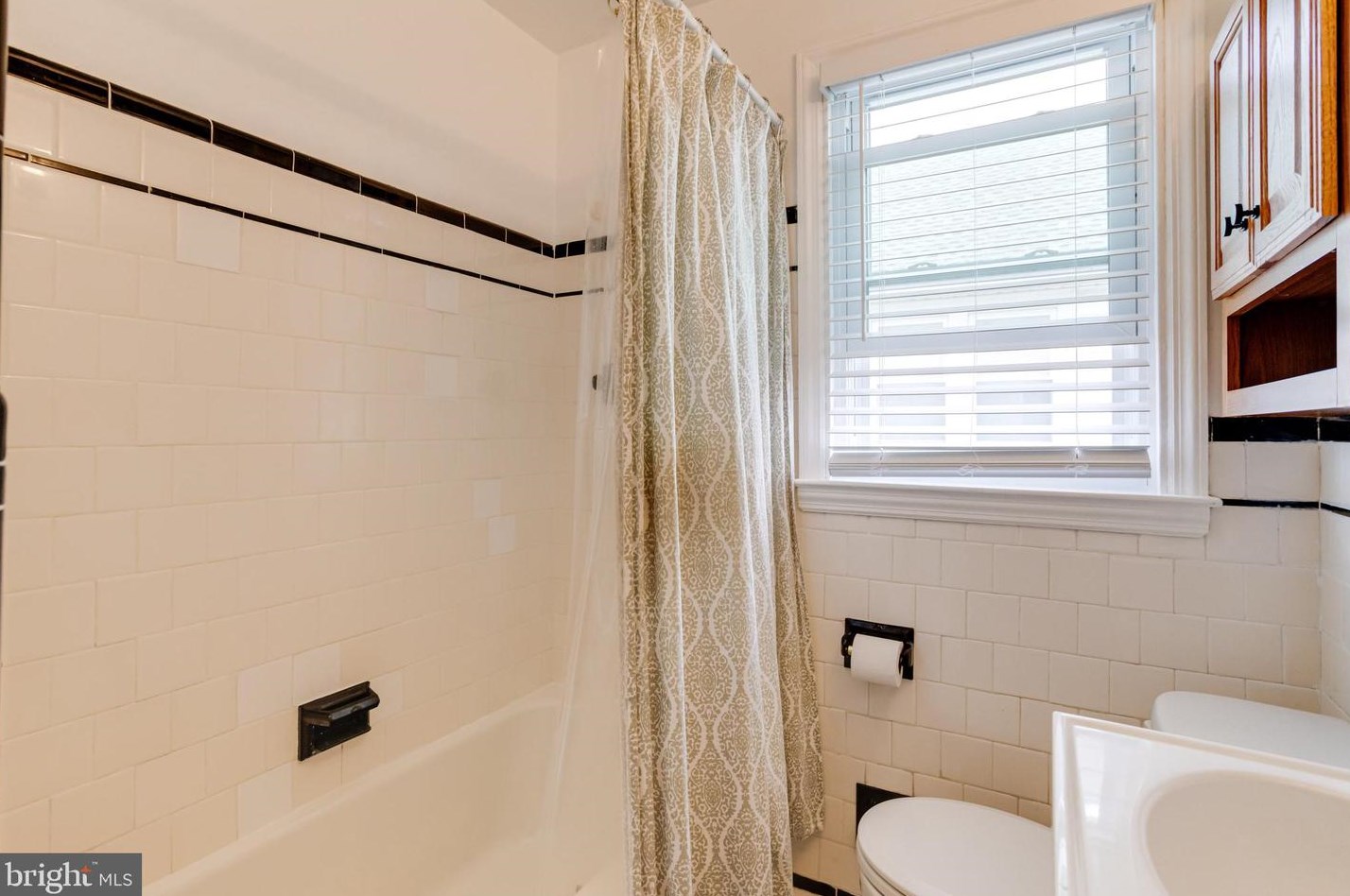 8307 Avondale Rd, Baltimore MD  21234-4802 exterior