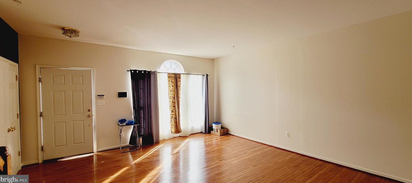 116 Buttonwood Ct, Baltimore MD  21237-3873 exterior