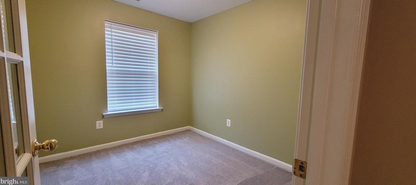 116 Buttonwood Ct, Baltimore MD  21237-3873 exterior