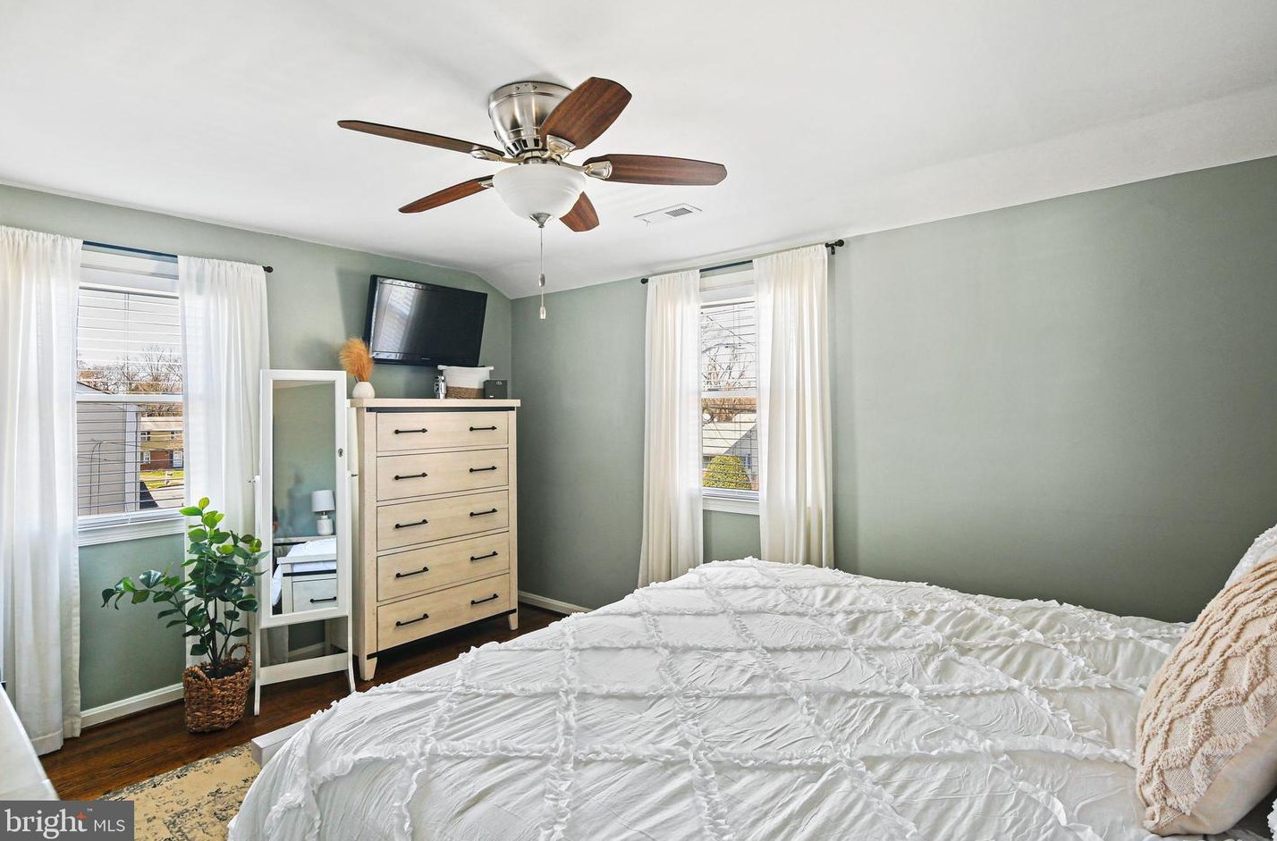 2021 Norhurst Way, Baltimore MD  21228-4115 exterior