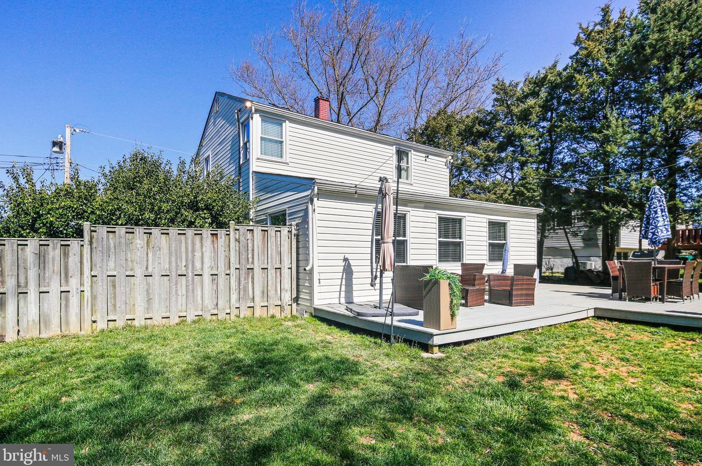 2021 Norhurst Way, Baltimore MD  21228-4115 exterior