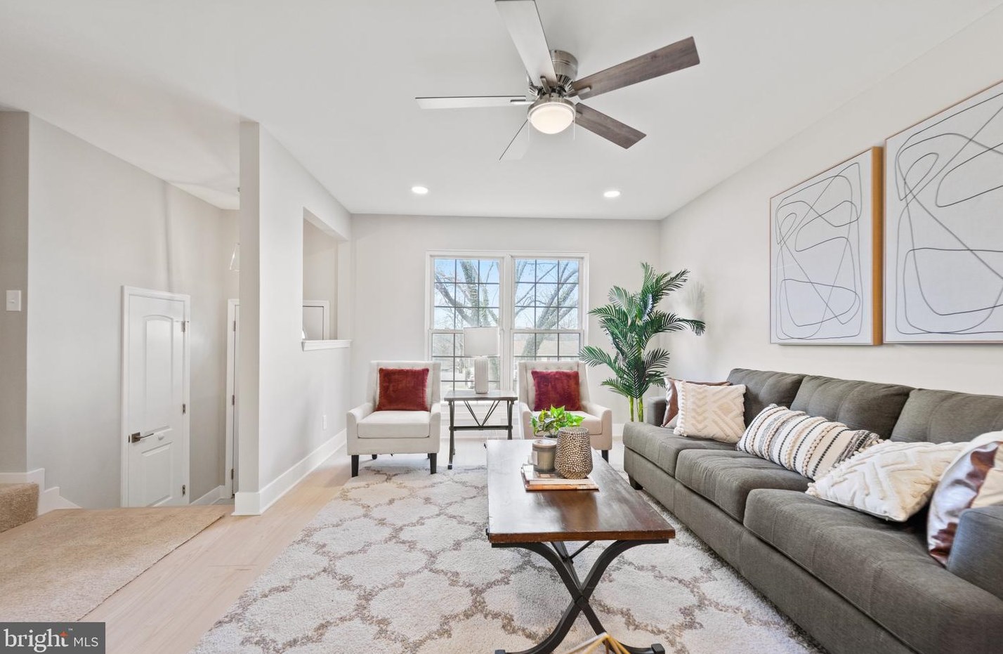 2037 Putnam Rd, Baltimore MD  21227-4144 exterior