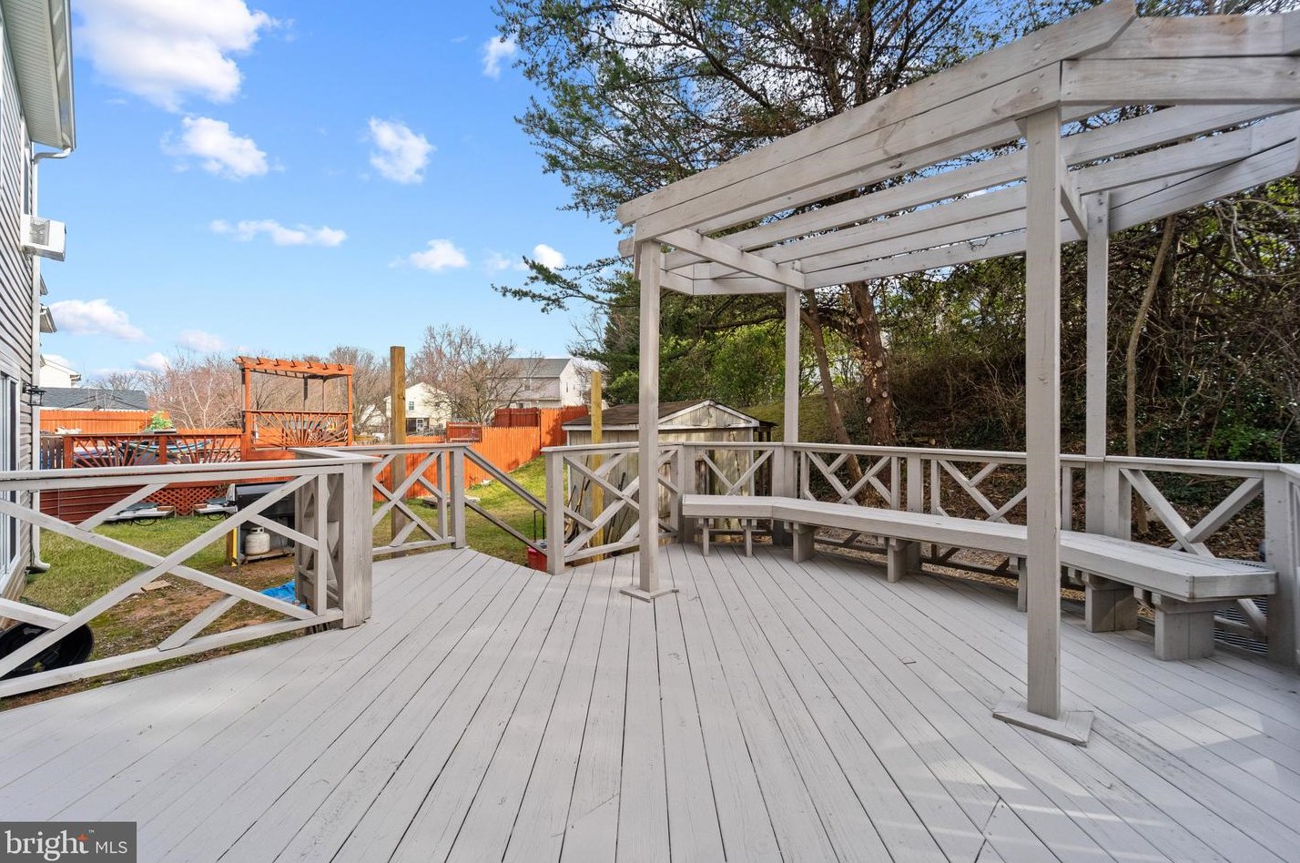 2037 Putnam Rd, Baltimore MD  21227-4144 exterior