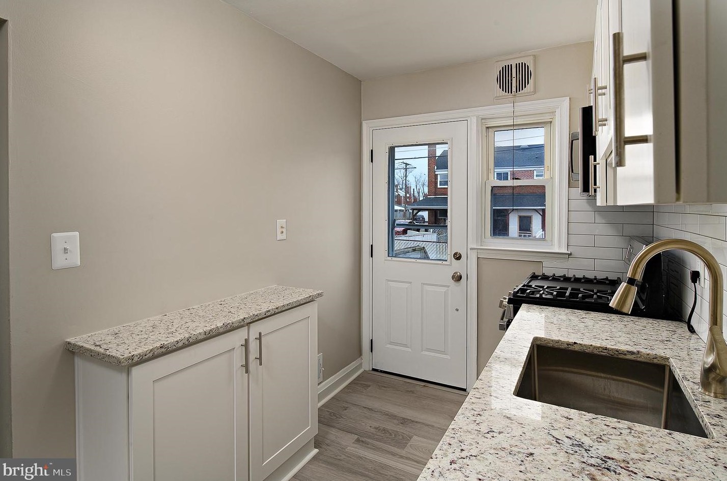 1905 Marsdale Rd, Baltimore MD  21222-5609 exterior