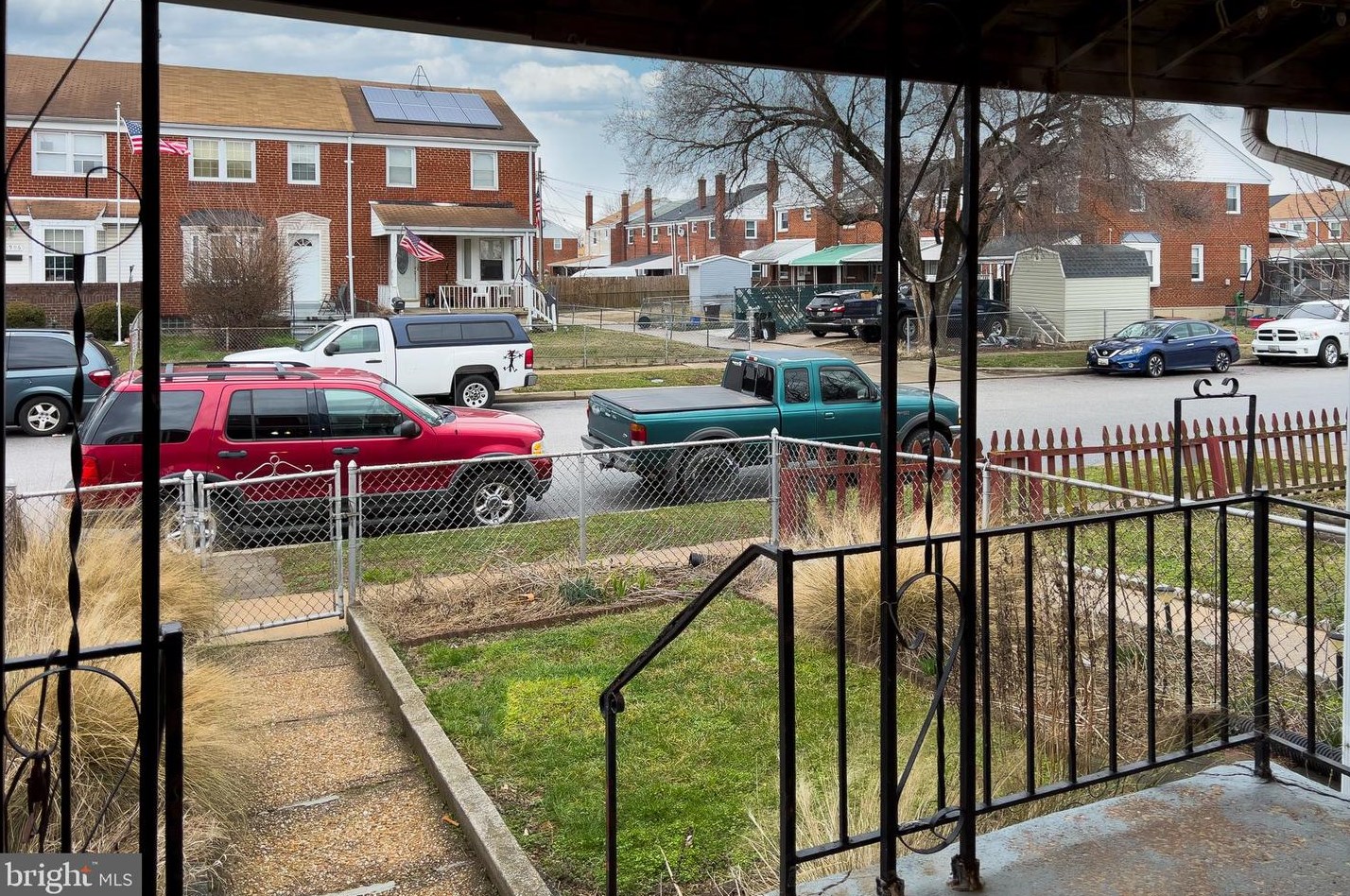 1905 Marsdale Rd, Baltimore MD  21222-5609 exterior