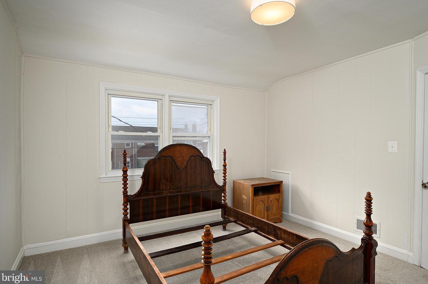 1905 Marsdale Rd, Baltimore MD  21222-5609 exterior