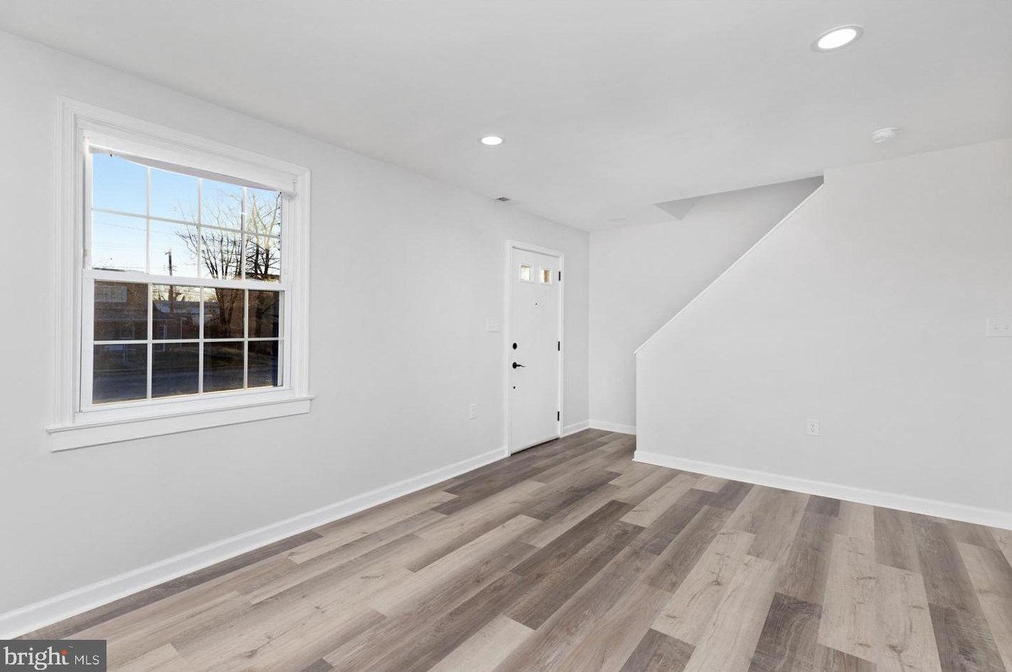 3446 Sollers Point Rd, Baltimore MD  21222-6052 exterior