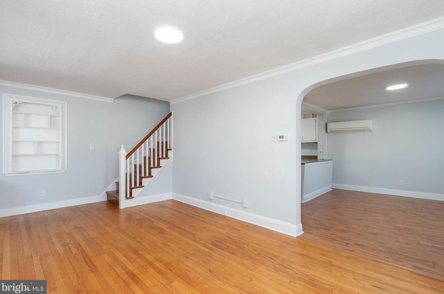 223 Maple Ave, Baltimore MD  21222-4245 exterior