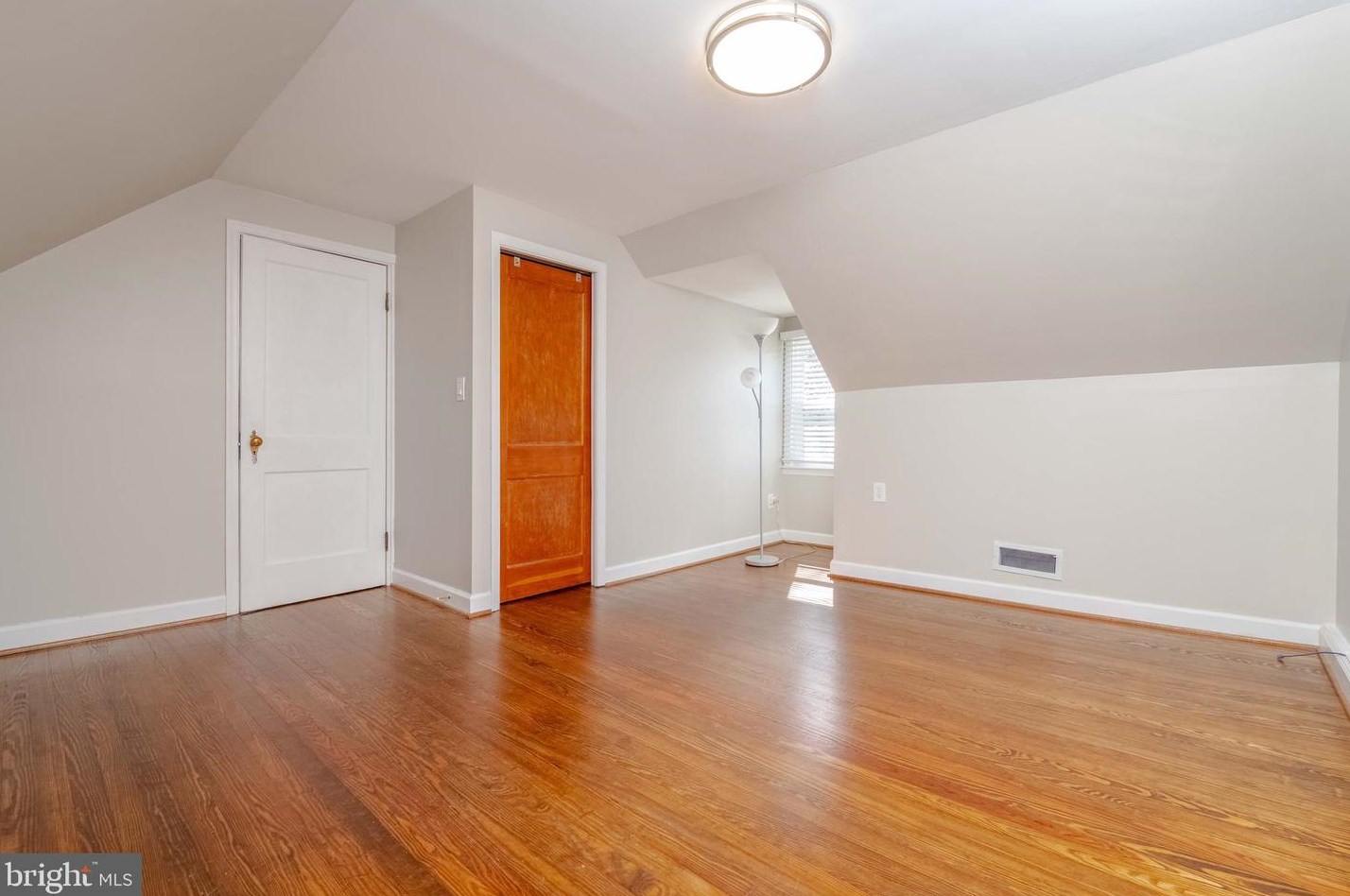 7012 Dunhill Rd, Baltimore MD  21222-5916 exterior