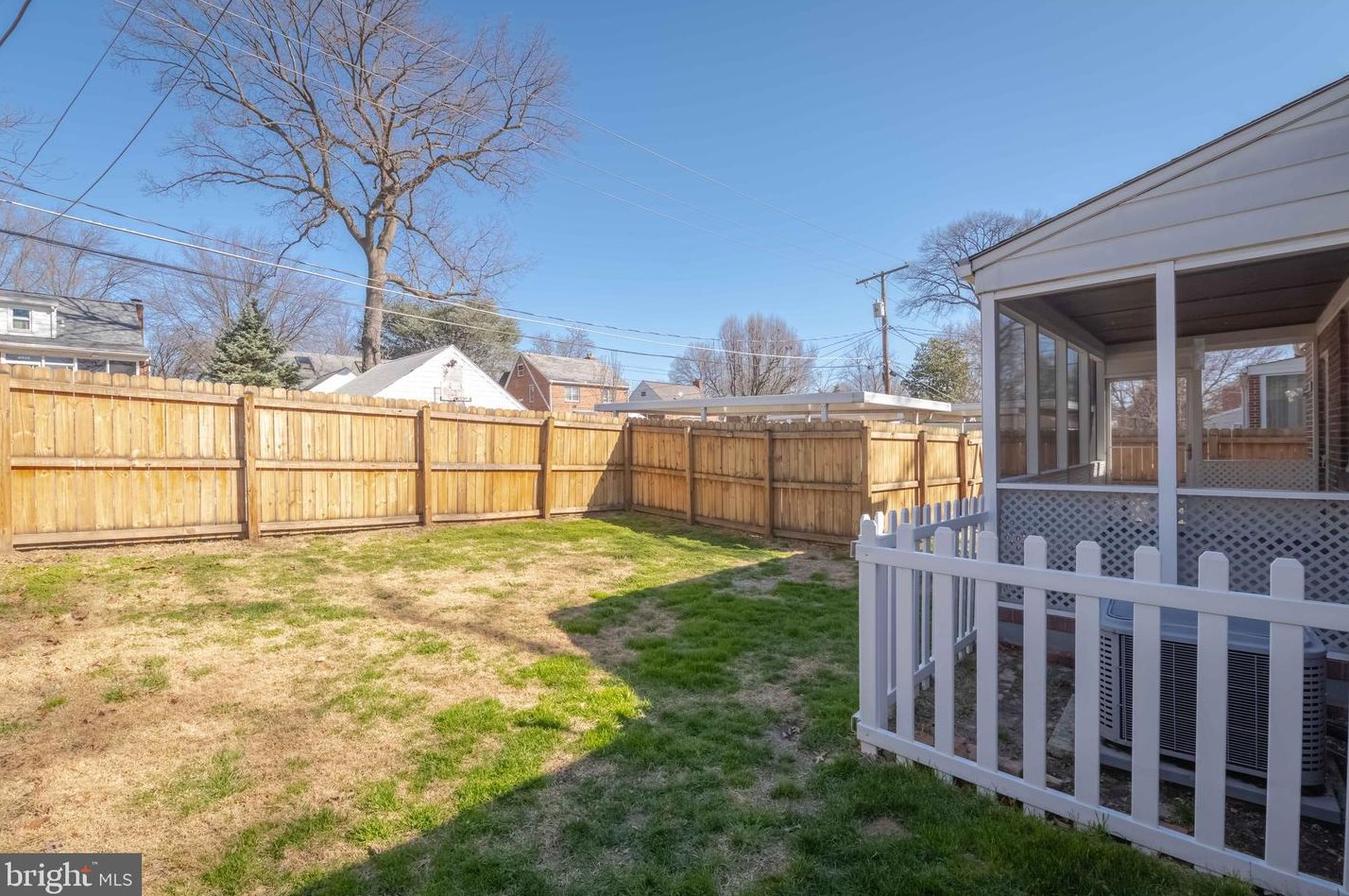 7012 Dunhill Rd, Baltimore MD  21222-5916 exterior