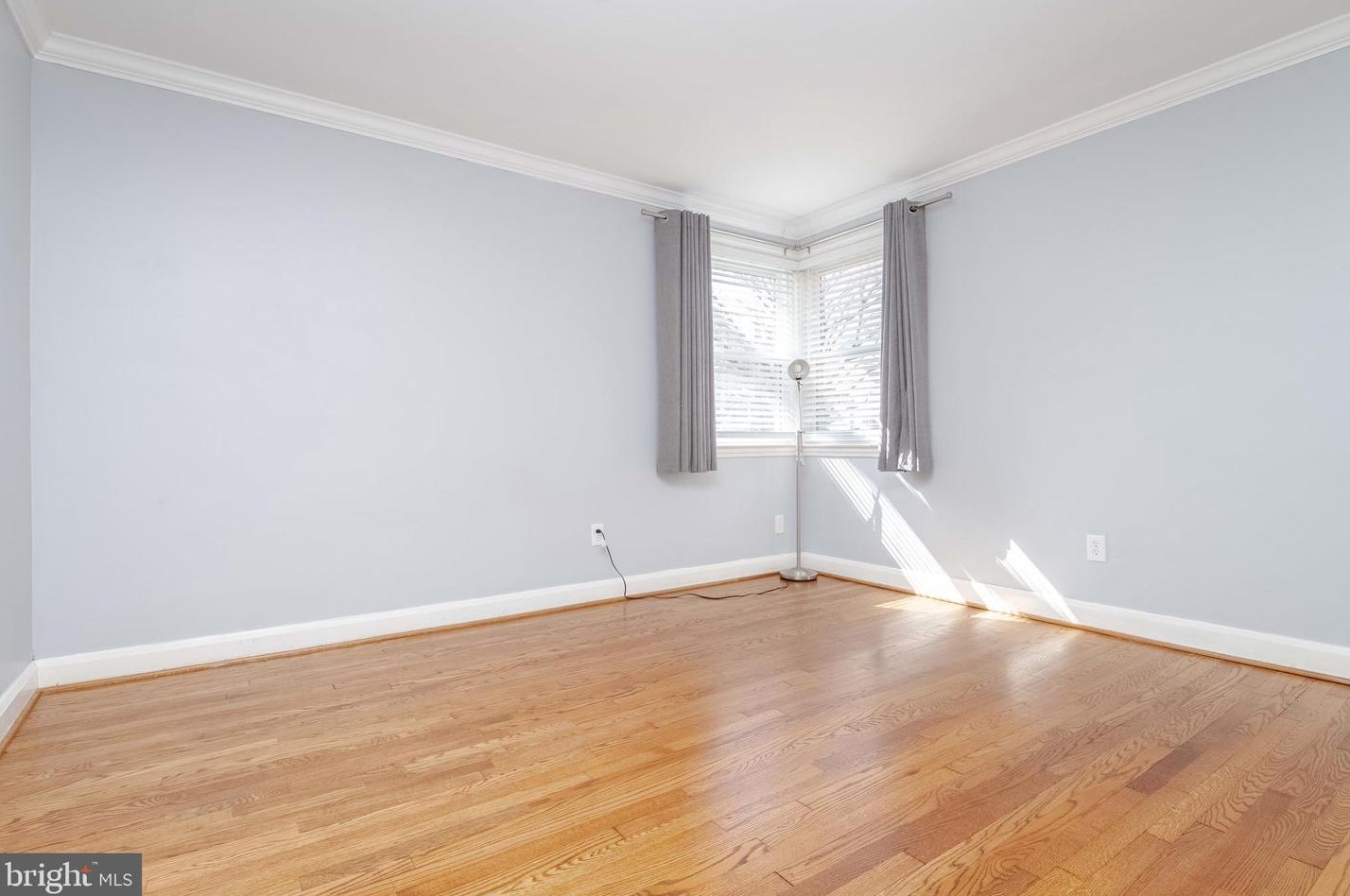 7012 Dunhill Rd, Baltimore MD  21222-5916 exterior