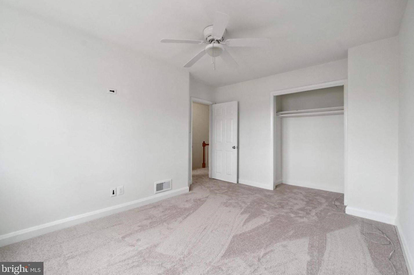 215 Medwick Garth, Baltimore MD 21228-2106 exterior