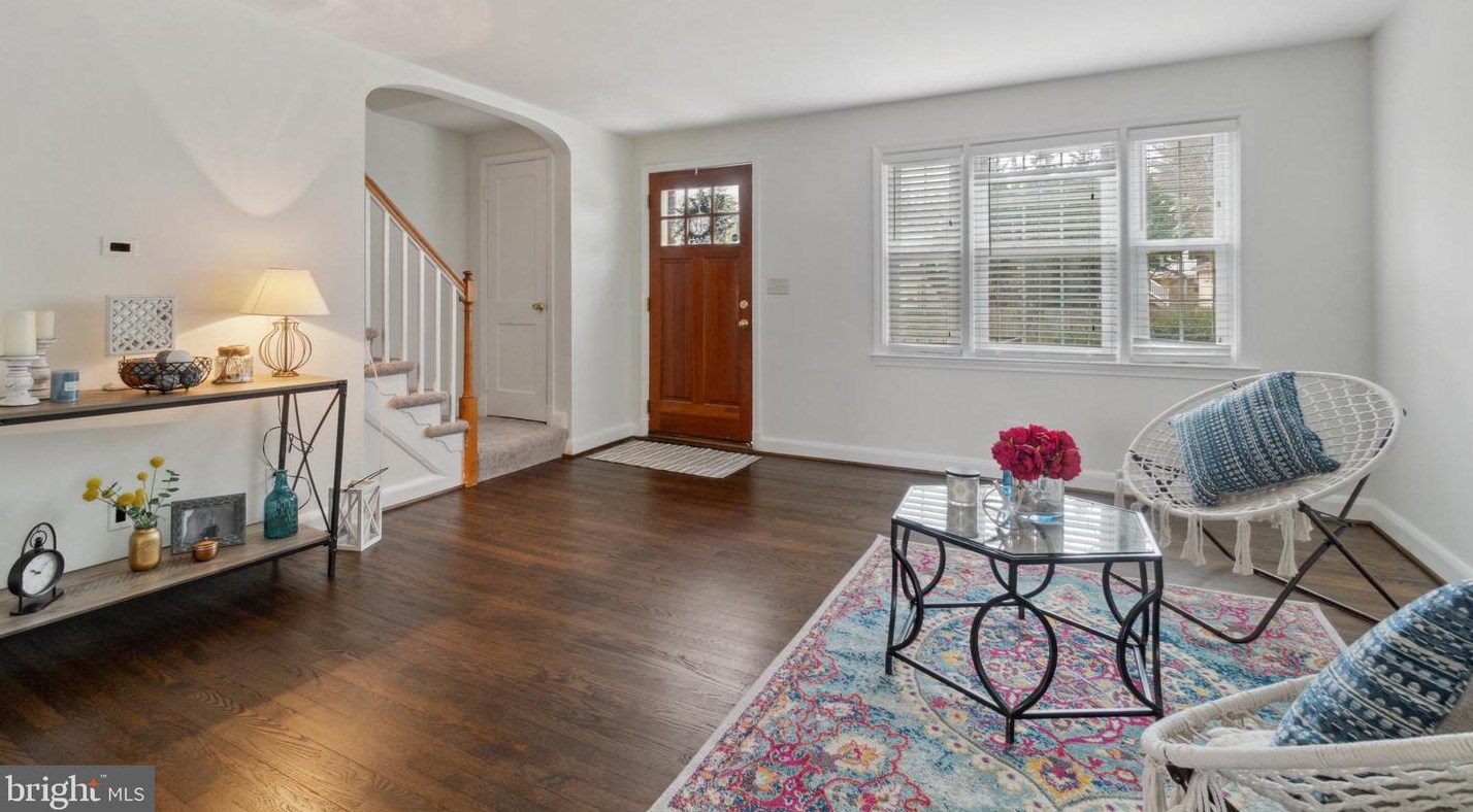 215 Medwick Garth, Baltimore MD 21228-2106 exterior