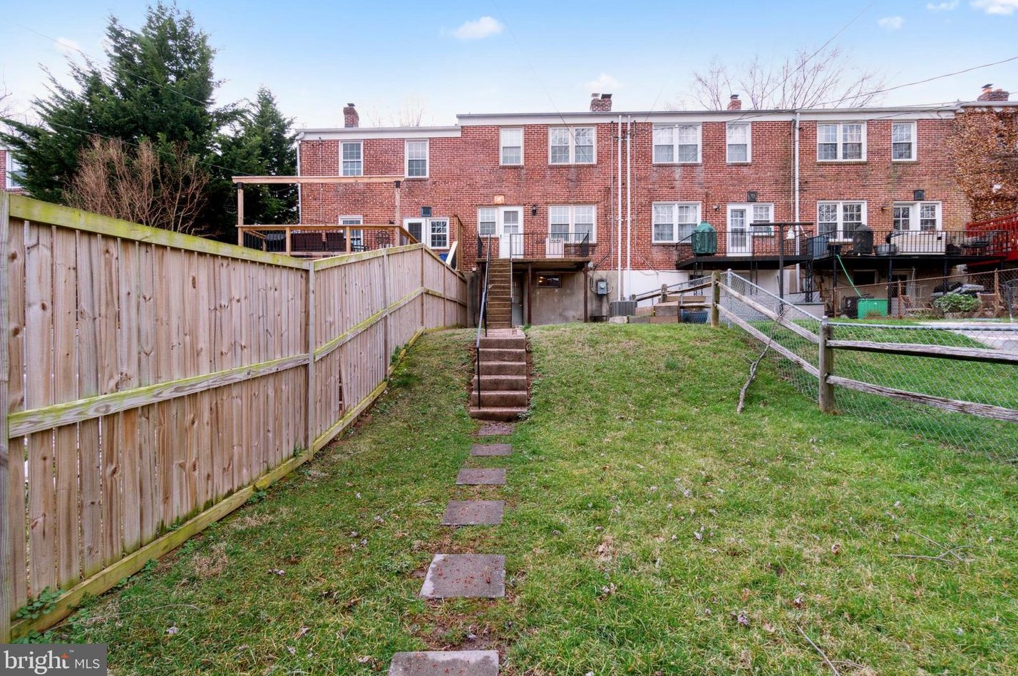215 Medwick Garth, Baltimore MD 21228-2106 exterior