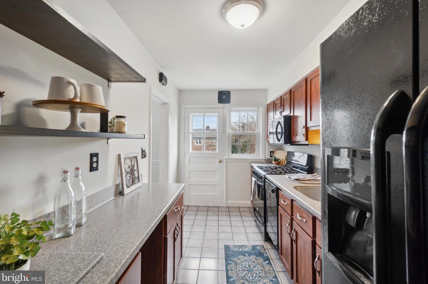 215 Medwick Garth, Baltimore MD 21228-2106 exterior