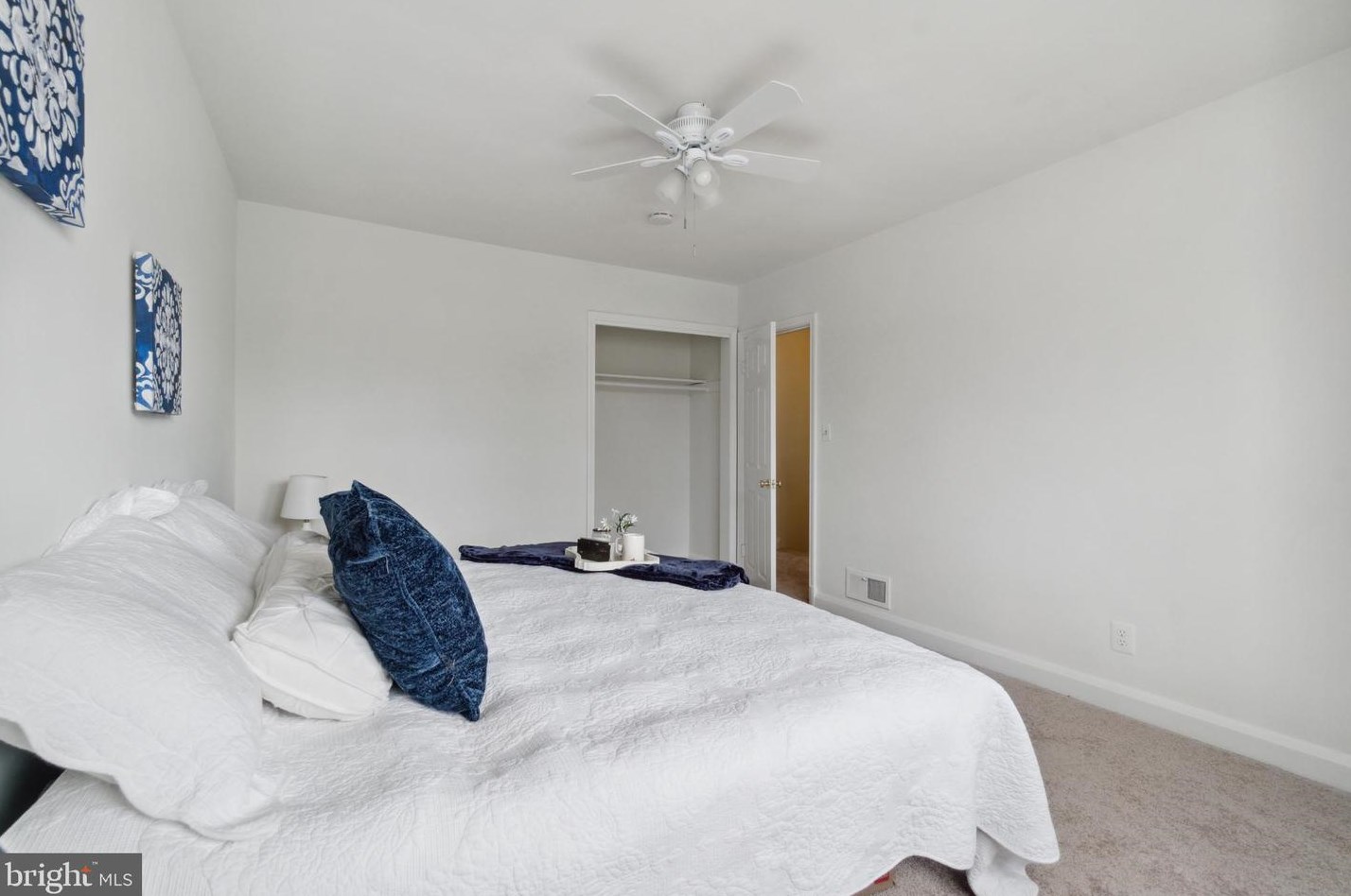 215 Medwick Garth, Baltimore MD 21228-2106 exterior