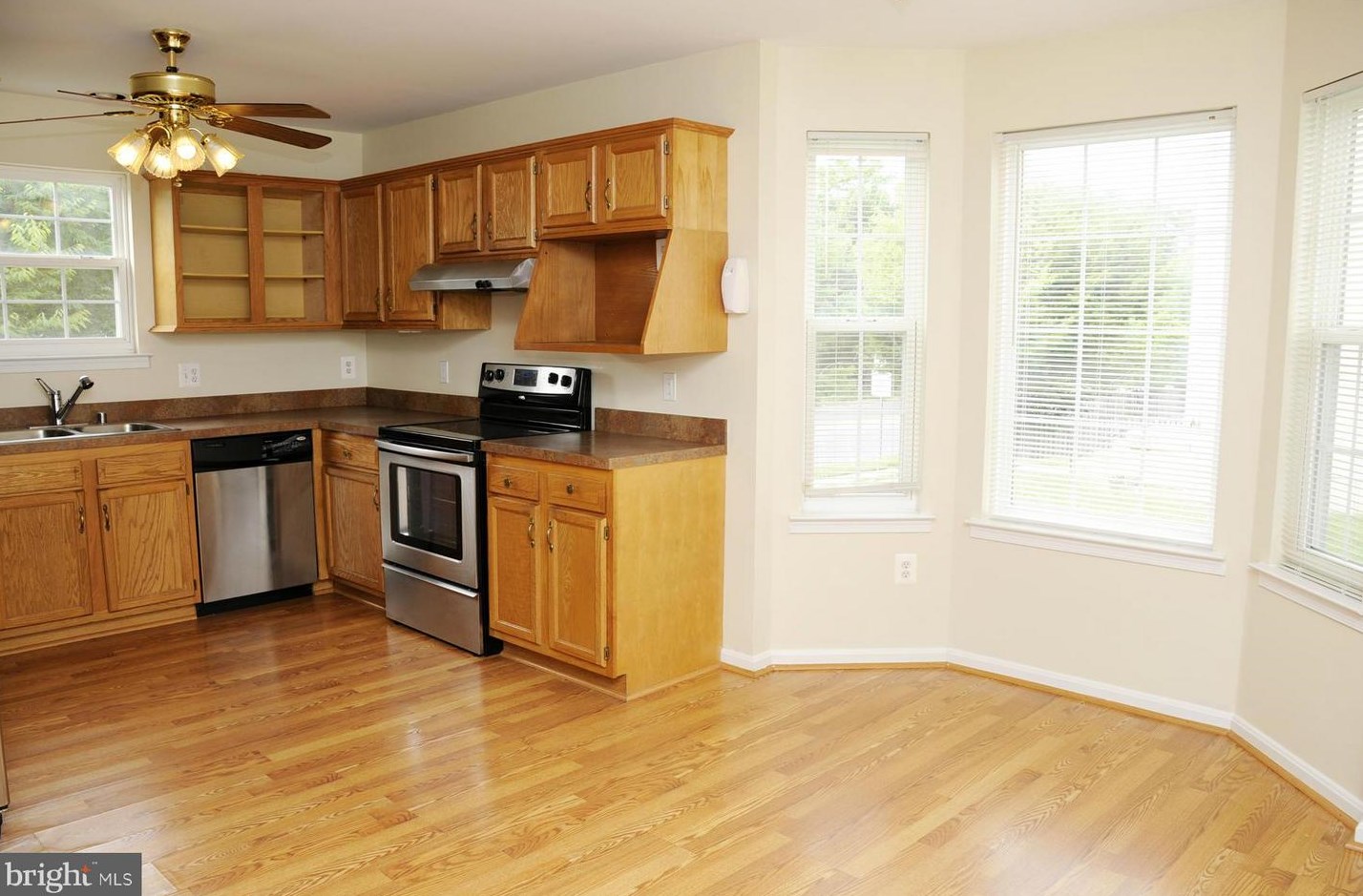 4638 Old Court Rd, Baltimore MD  21208-2401 exterior