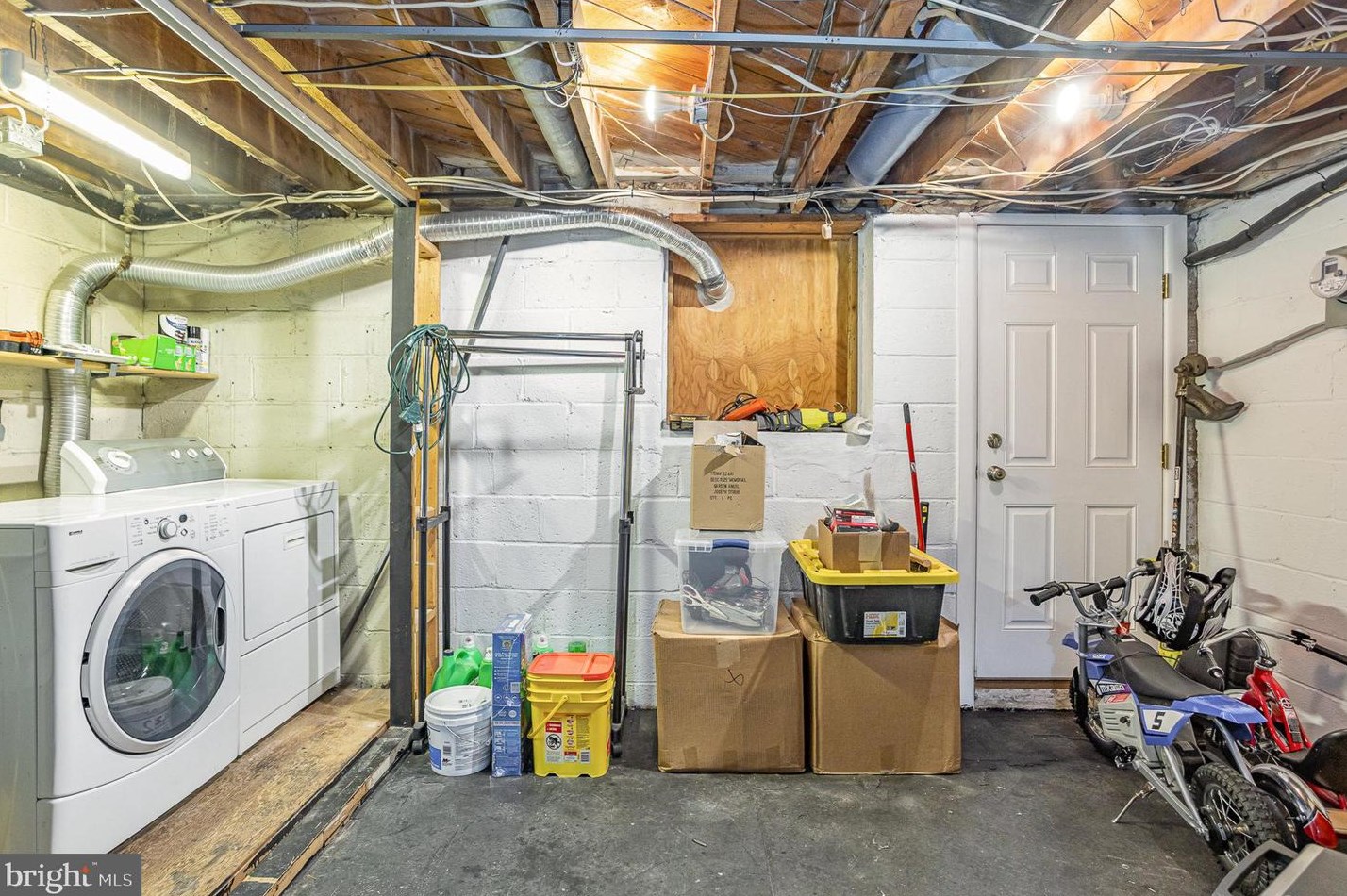 1963 Denbury Dr, Baltimore MD  21222-4602 exterior