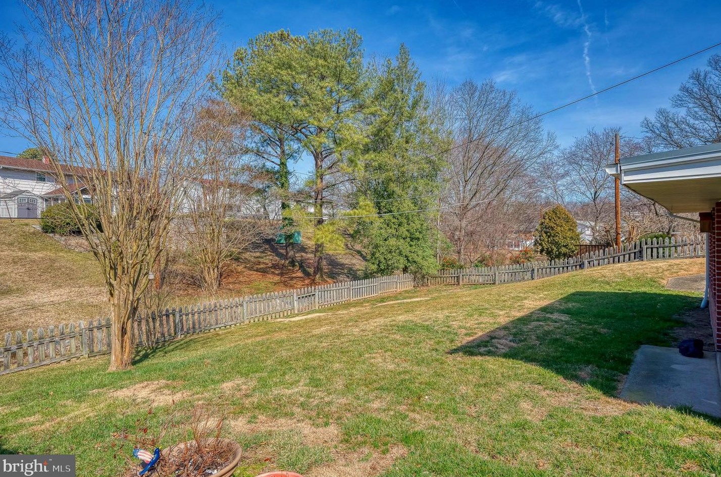 8337 Analee Ave, Baltimore MD  21237-1601 exterior