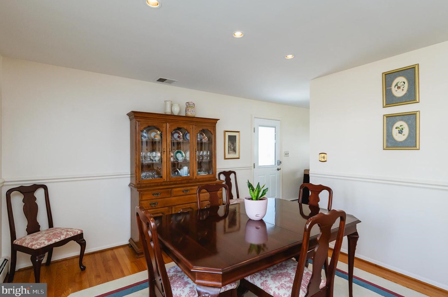 8337 Analee Ave, Baltimore MD  21237-1601 exterior