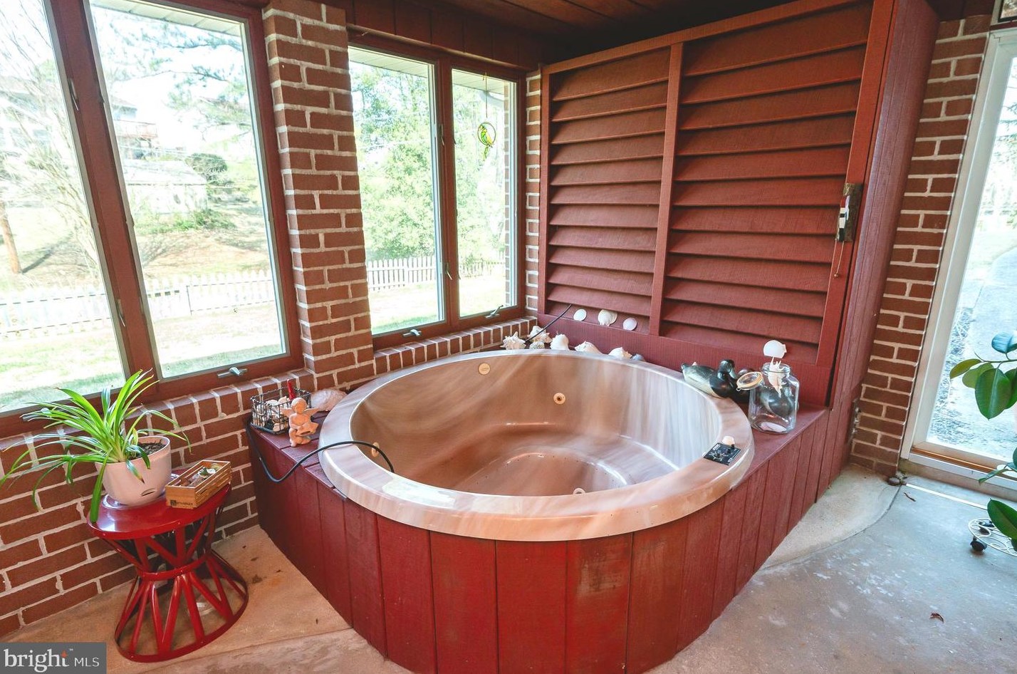 8337 Analee Ave, Baltimore MD  21237-1601 exterior