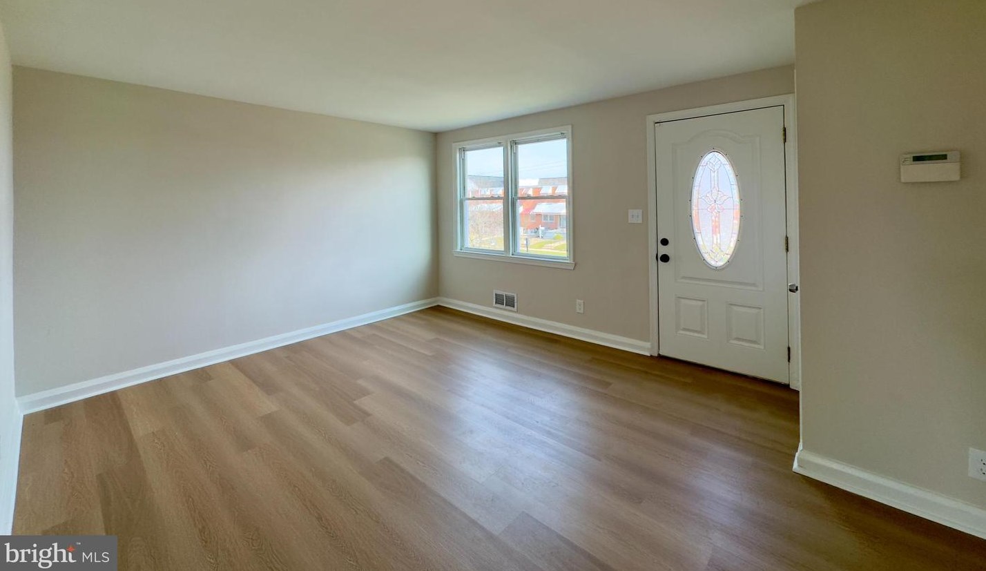 1814 Dunmere Rd, Baltimore MD  21222-3107 exterior