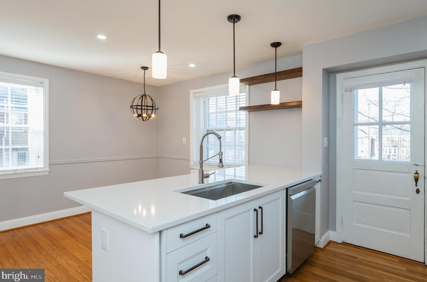 32 Enjay Ave, Baltimore MD  21228-3525 exterior