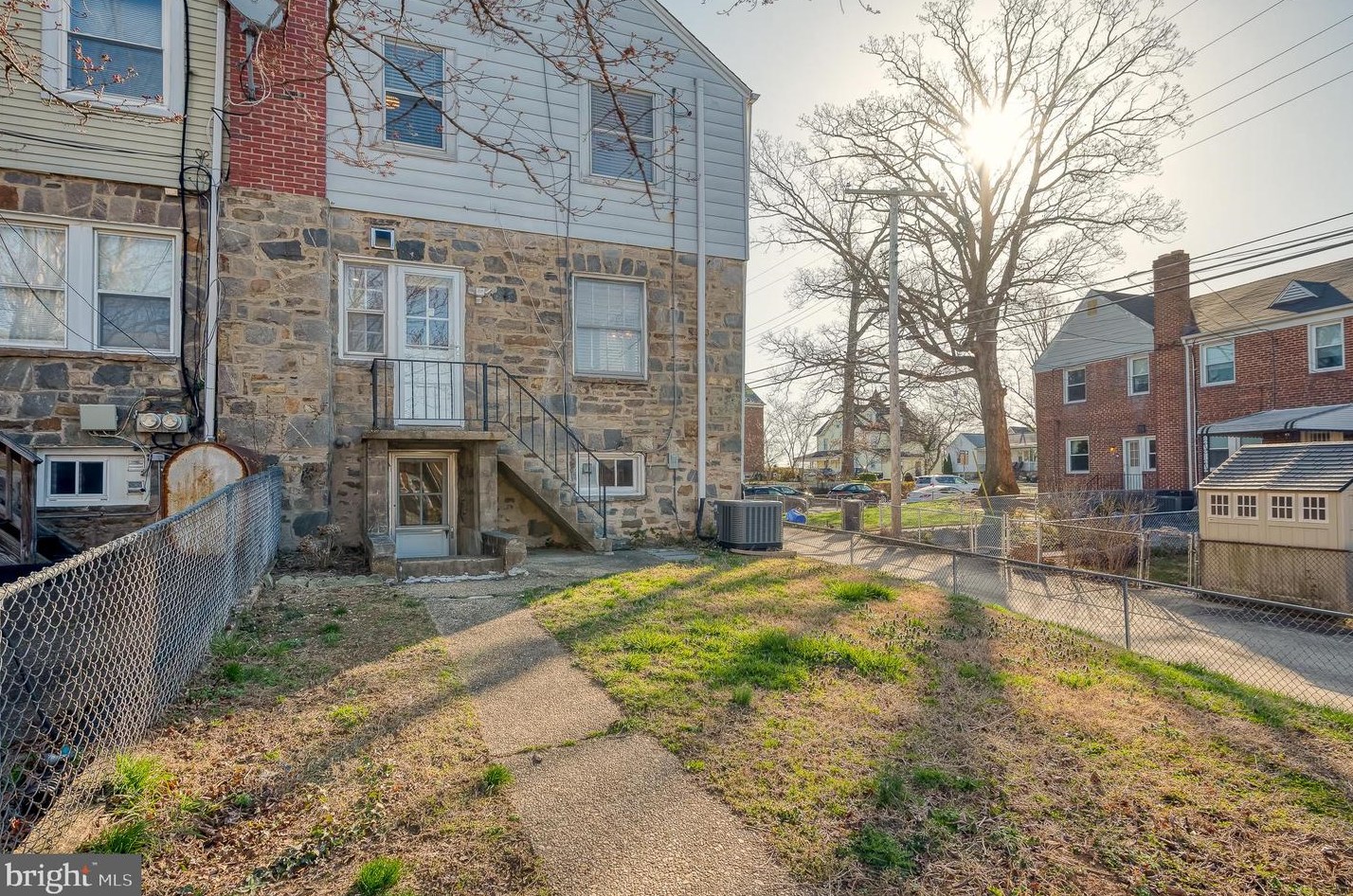 32 Enjay Ave, Baltimore MD  21228-3525 exterior