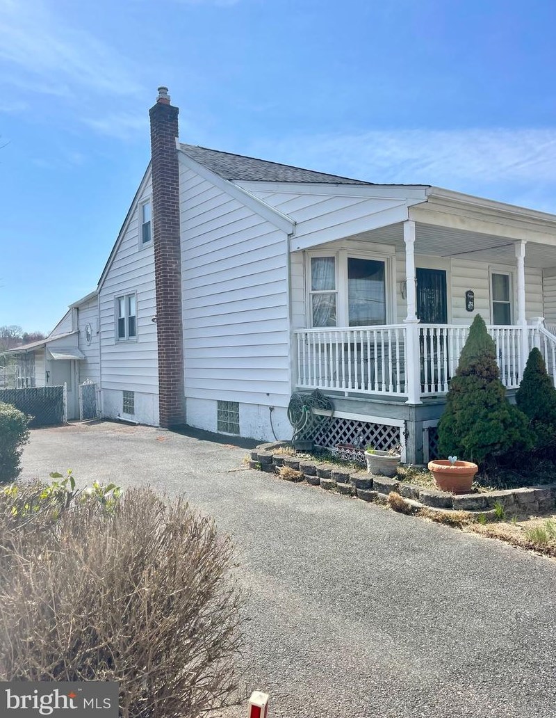 1259 Birch Ave, Baltimore MD  21227-2622 exterior