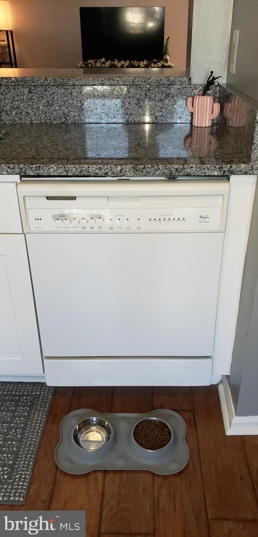 15 Hyacinth Rd, Baltimore MD  21234-3351 exterior