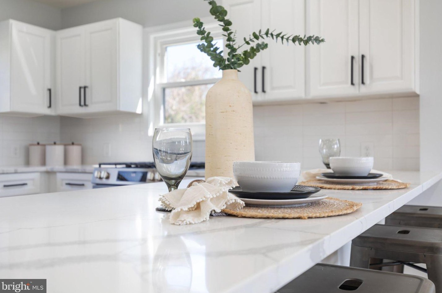 800 Bobby Rd, Baltimore MD  21228-3128 exterior