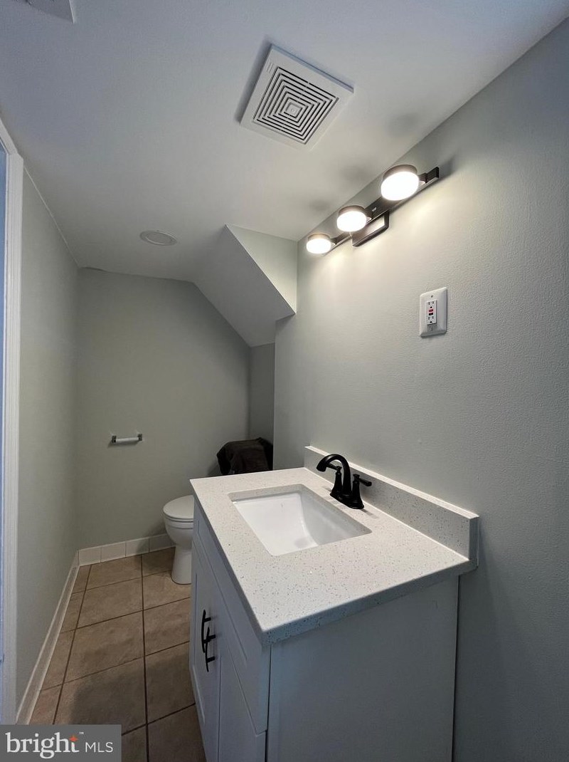 2906 Maple Ave, Baltimore MD  21234-5613 exterior