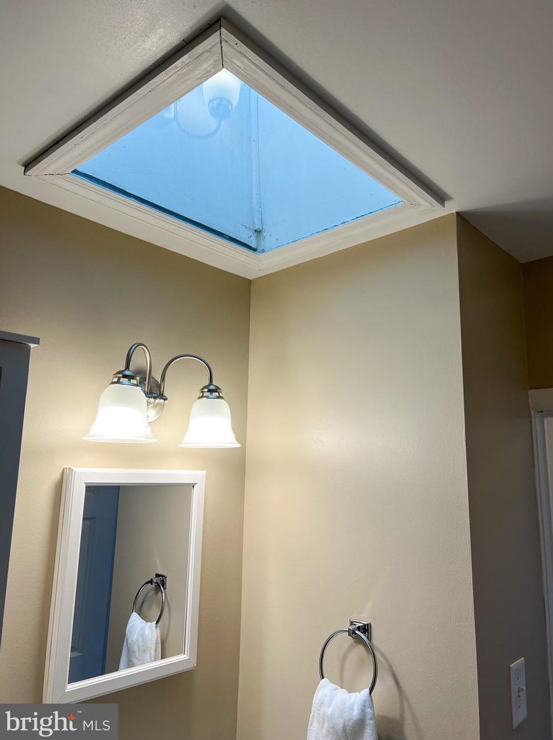 7285 Bridgewood Dr, Baltimore MD  21224-1901 exterior