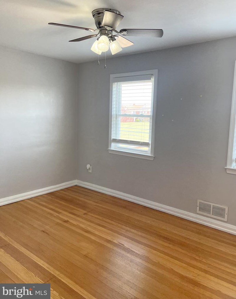 7285 Bridgewood Dr, Baltimore MD  21224-1901 exterior