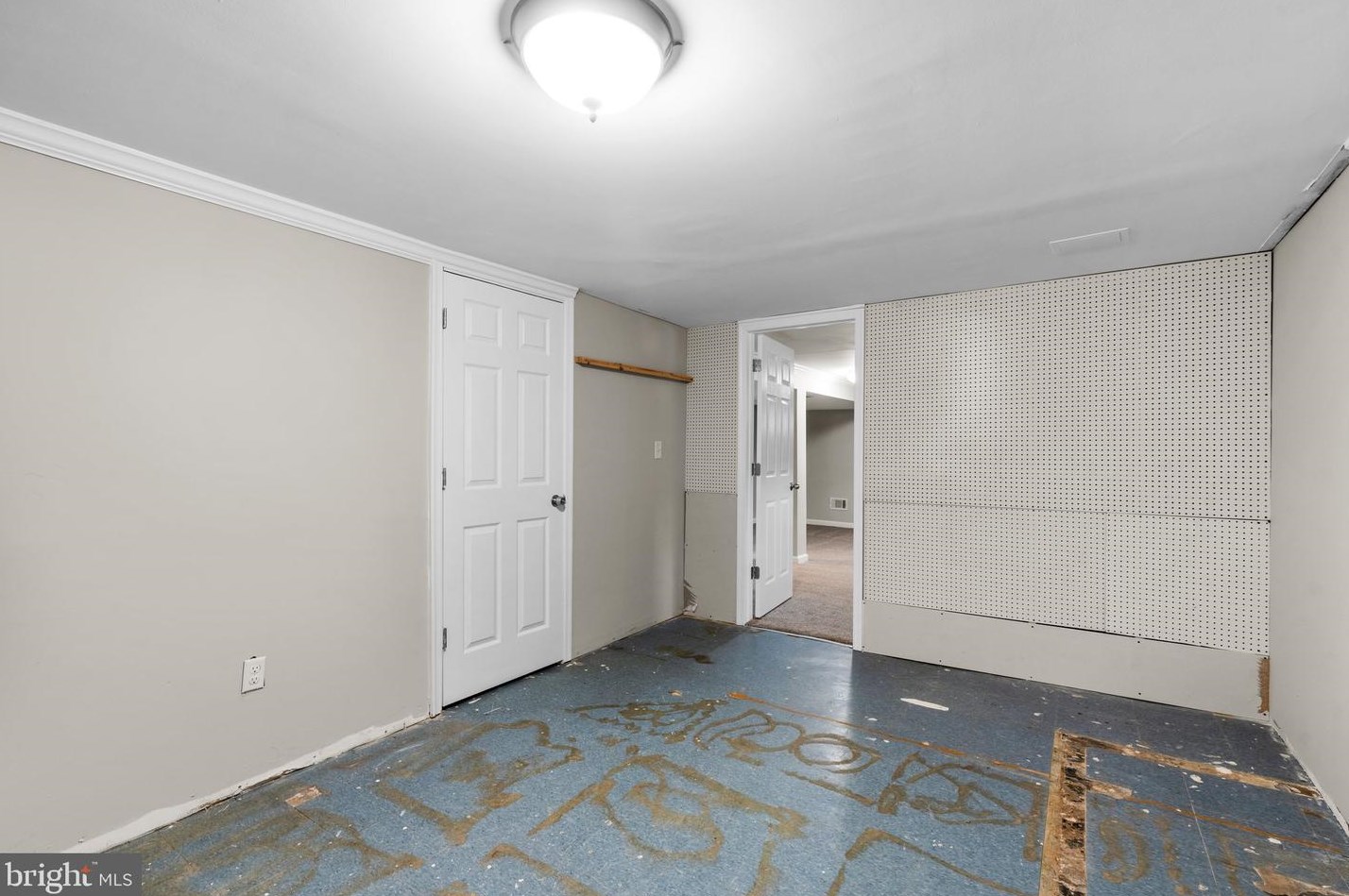 1711 Summit Ave, Baltimore MD  21237-1368 exterior