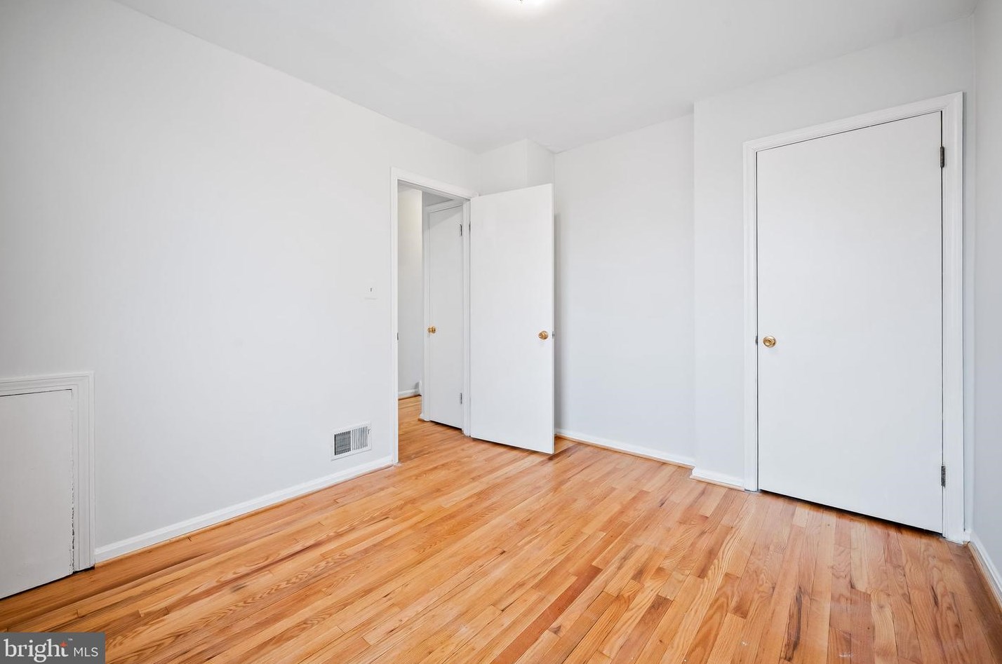 8023 Gray Haven Rd, Baltimore MD  21222-3447 exterior