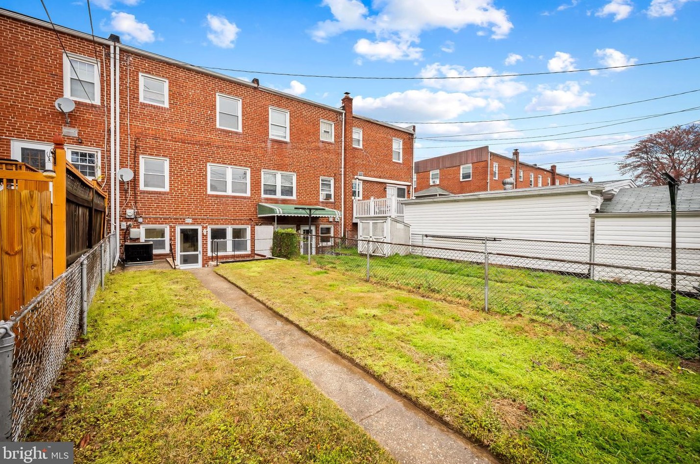 8023 Gray Haven Rd, Baltimore MD  21222-3447 exterior
